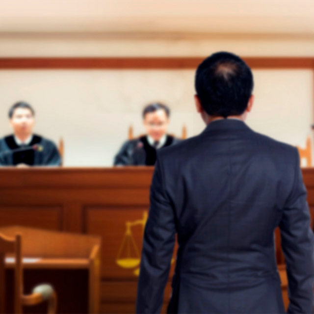 Estratégias e Técnicas Defensivas no Tribunal do Júri é melhor o curso de estratégias para tribunal do júri 2025